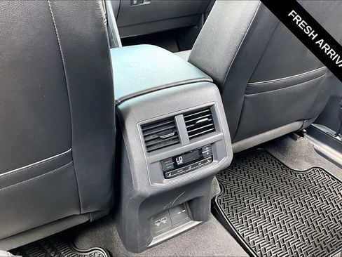 Used 2019 Volkswagen Atlas SEL Premium AWD/4WD image 12