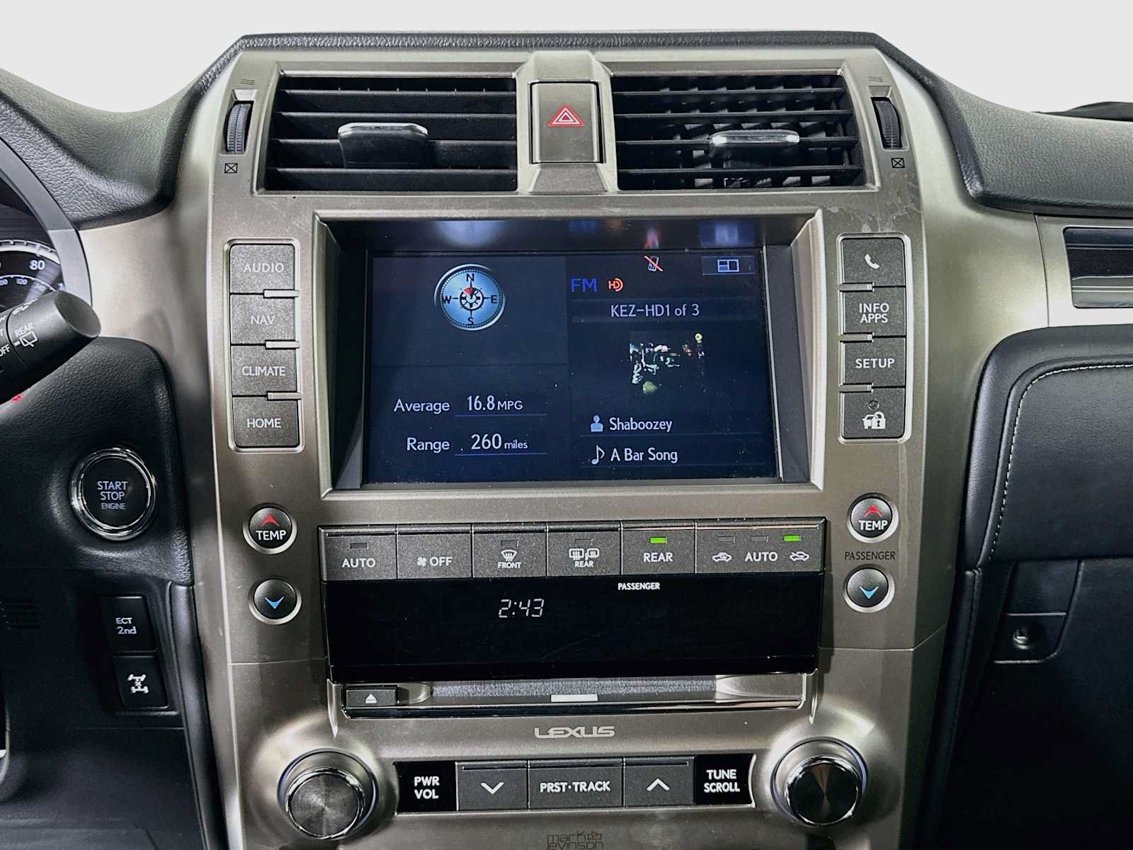 Used 2021 Lexus GX 460 Premium w/ Accessory Package AWD/4WD image 13