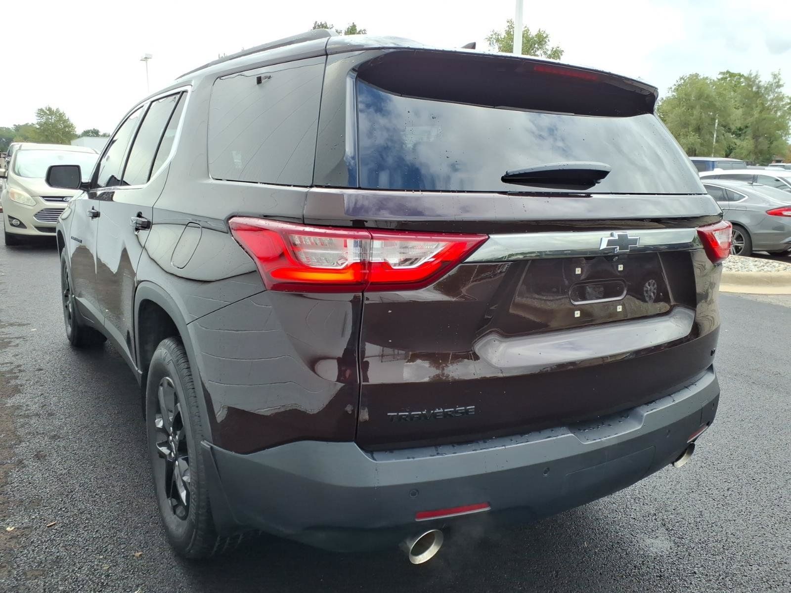Used 2020 Chevrolet Traverse LT FWD image 4