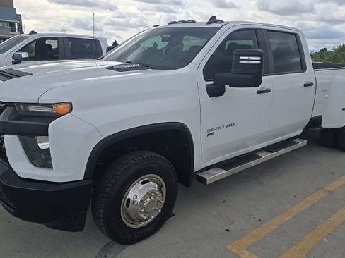 Used 2022 Chevrolet Silverado 3500 W/T w/ WT Convenience Package AWD/4WD image 1