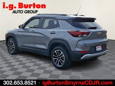 Used 2025 Chevrolet TrailBlazer LT image 4