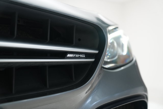 Used 2018 Mercedes-Benz E 63 AMG S image 3