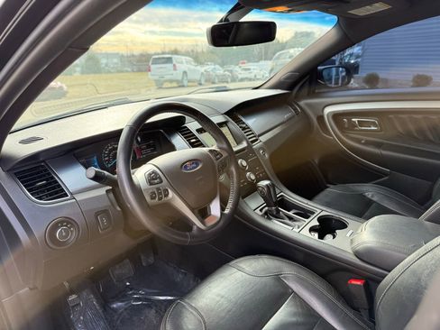 Used 2018 Ford Taurus SEL w/ Equipment Group 201A image 13