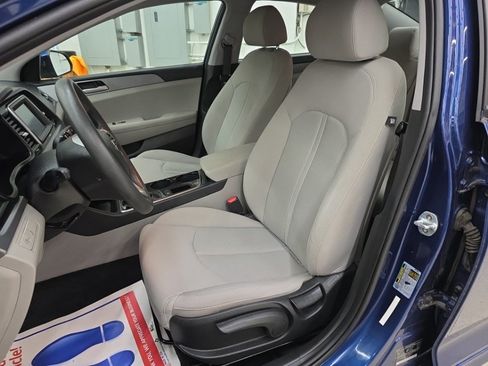 Used 2019 Hyundai Sonata SE FWD image 7