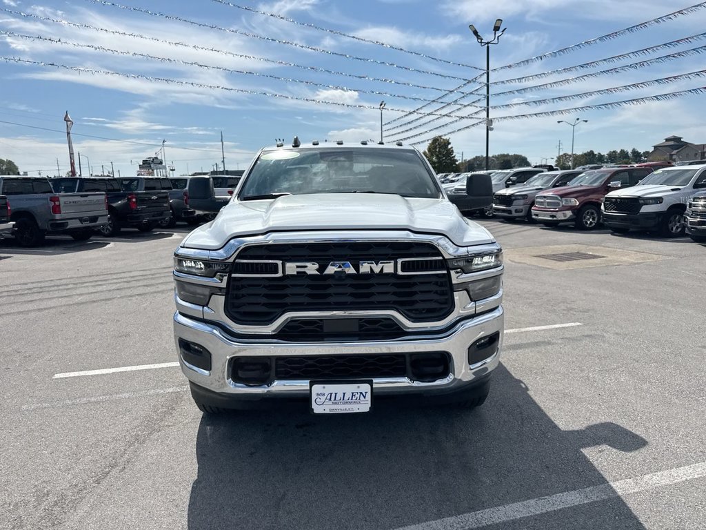 Used 2025 RAM 2500 Tradesman w/ Chrome Appearance Group AWD/4WD image 16