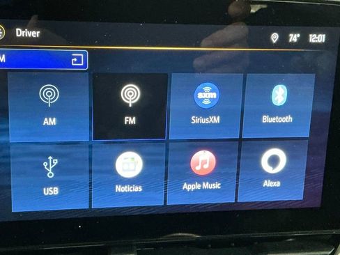 Used 2025 Chevrolet Equinox LT AWD/4WD image 18