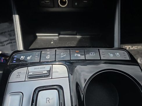 Used 2024 Hyundai Tucson Limited AWD/4WD image 28