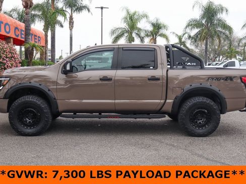 Used 2021 Nissan Titan PRO-4X w/ Pro-4x Convenience Package image 5