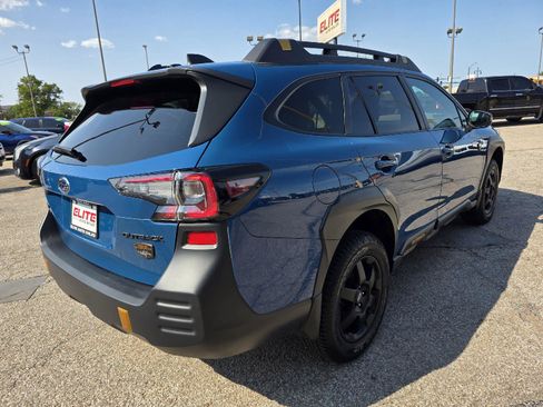 Used 2025 Subaru Outback Wilderness AWD/4WD image 5