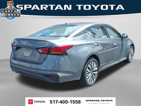 Used 2024 Nissan Altima 2.5 SV FWD image 7