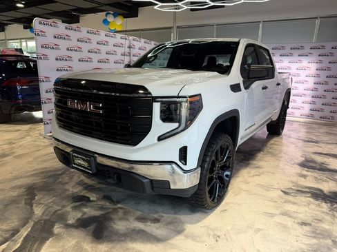 Used 2022 GMC Sierra 1500 Pro w/ Pro Value Package AWD/4WD image 2