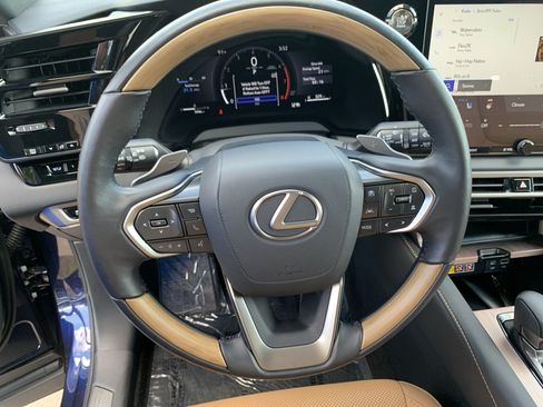 Used 2026 Lexus RX 350 Premium w/ Accessory Package (Z1) FWD image 18