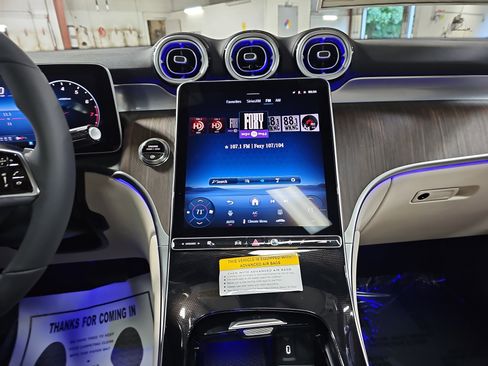 New 2026 Mercedes-Benz GLC 300 image 21