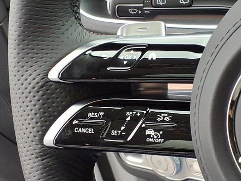 New 2026 Mercedes-Benz GLS 450 4MATIC image 9