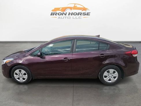 Used 2018 Kia Forte LX w/ LX Rear Camera Package image 8