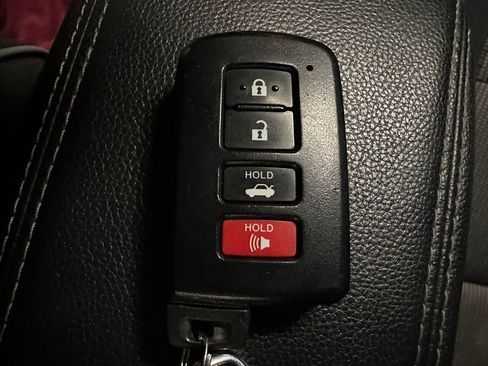 Used 2014 Toyota Corolla S w/ Driver Convenience Package FWD image 17