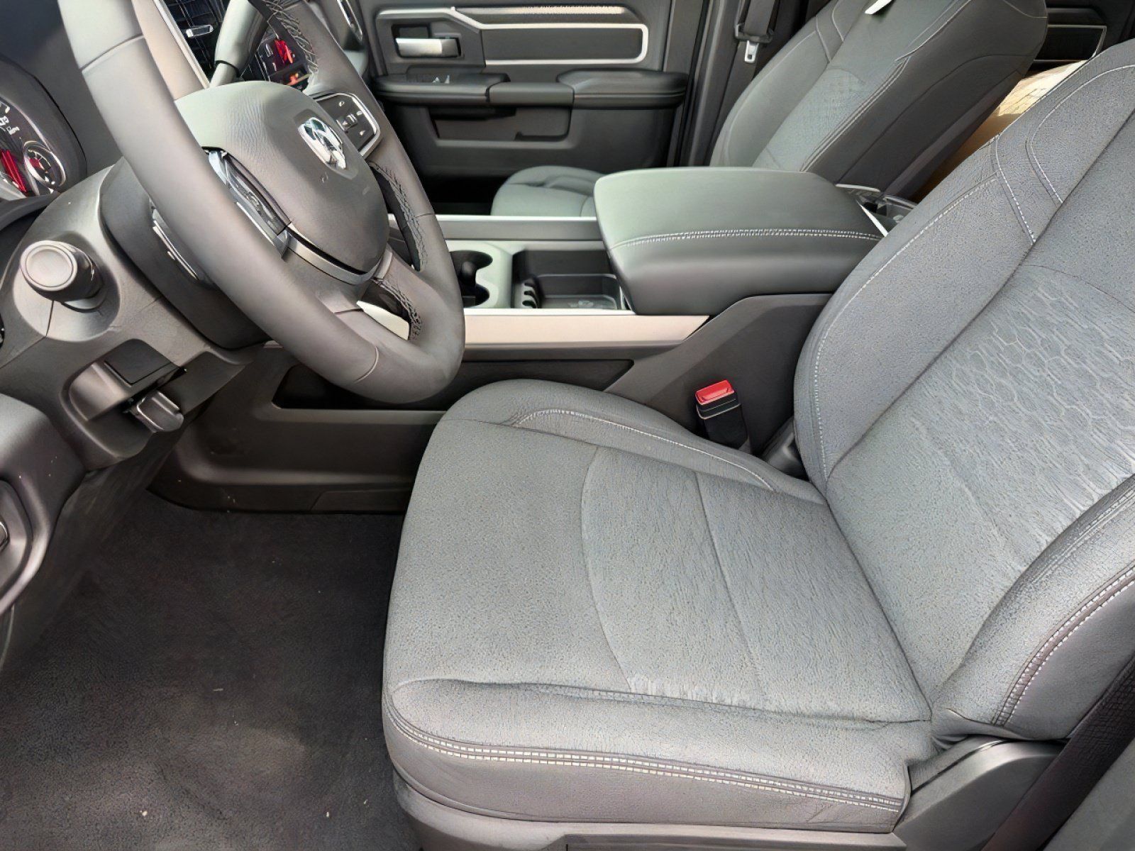 New 2027 RAM 3500 Big Horn AWD/4WD image 11