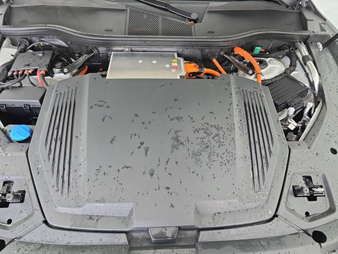 Used 2023 Audi e-tron Chronos w/ Chronos Package image 61