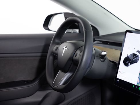 Used 2019 Tesla Model 3 Long Range image 24