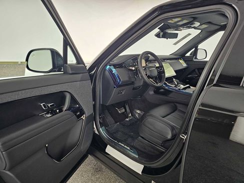 New 2026 Land Rover Range Rover Sport Dynamic SE AWD/4WD image 19