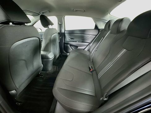 Used 2023 Hyundai Elantra SEL w/ Convenience Package FWD image 26