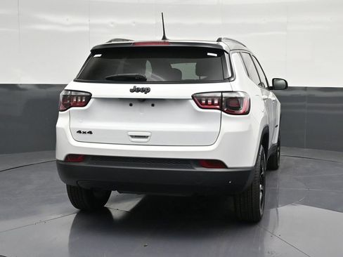 Used 2023 Jeep Compass Altitude image 2