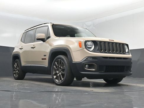 Used 2016 Jeep Renegade 75th Anniversary image 41