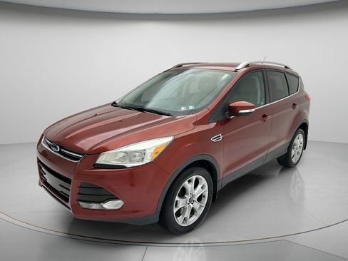 Used 2014 Ford Escape Titanium FWD image 3