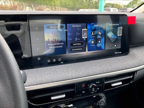 New 2026 Nissan Kicks SV w/ SV Premium Package FWD image 13