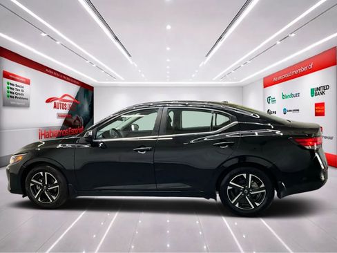Used 2025 Nissan Sentra SV FWD image 5
