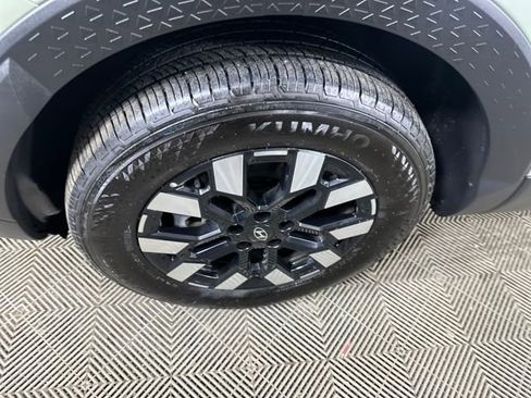 Certified 2025 Hyundai Santa Cruz SEL image 10