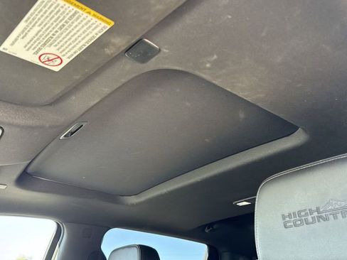 Used 2022 Chevrolet Silverado 3500 High Country w/ Z71 Off-Road Package image 18