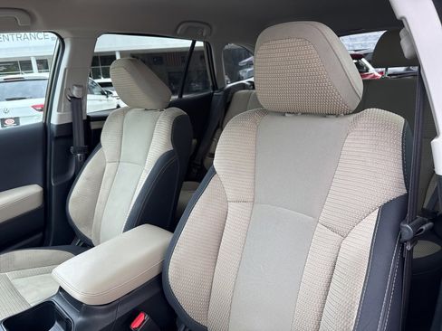 Certified 2022 Subaru Outback Premium image 18