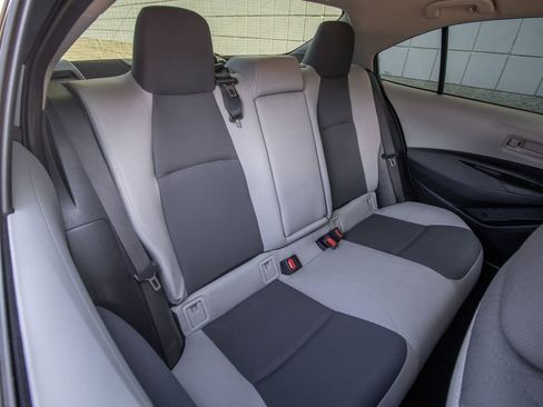 Used 2023 Toyota Corolla LE image 17