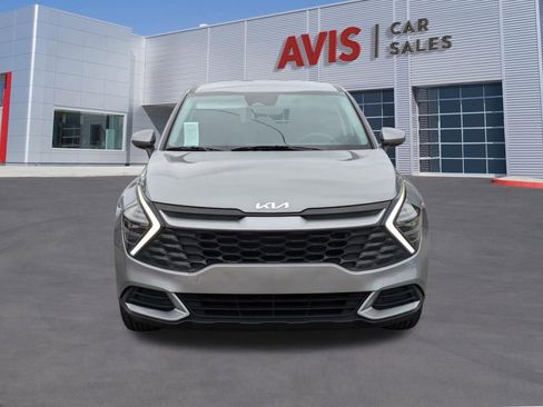 Used 2024 Kia Sportage LX image 2