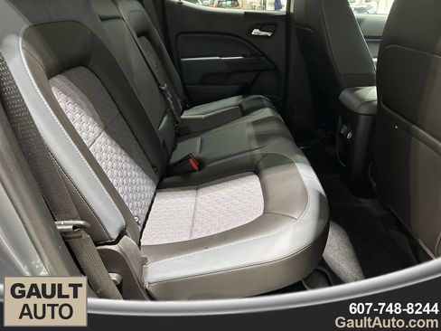 Used 2021 Chevrolet Colorado Z71 AWD/4WD image 19