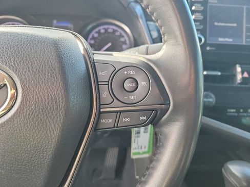 Used 2024 Toyota Camry SE FWD image 17