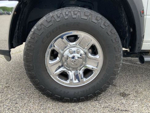 Used 2015 RAM 2500 SLT AWD/4WD image 16