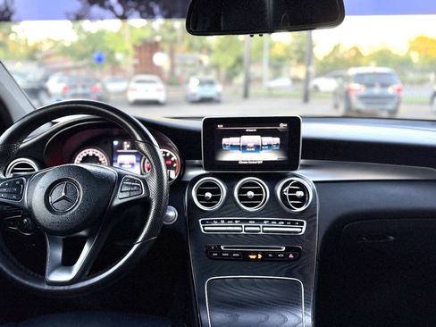 Used 2018 Mercedes-Benz GLC 300 4MATIC Coupe image 13