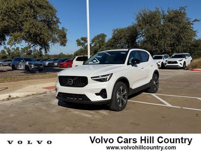 New 2026 Volvo XC40 B5 Plus w/ Protection Package Premier