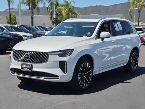 Used 2025 Volvo XC90 B5 Ultra AWD/4WD image 5