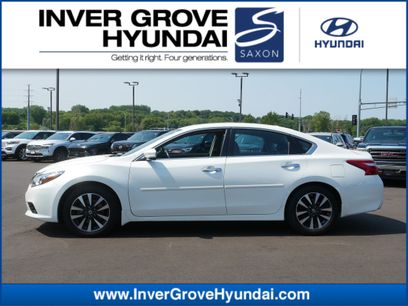 Used 2016 Nissan Altima 2.5 SL w/ 2.5 Technology w/LED Package