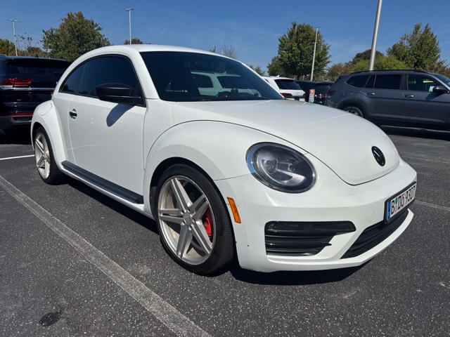 Used 2018 Volkswagen Beetle 2.0T S FWD image 6