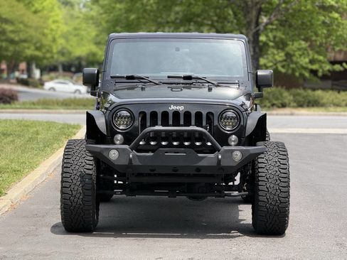 Used 2015 Jeep Wrangler Sport AWD/4WD image 4