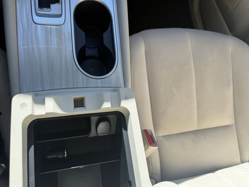 Used 2018 Nissan Murano SV image 30