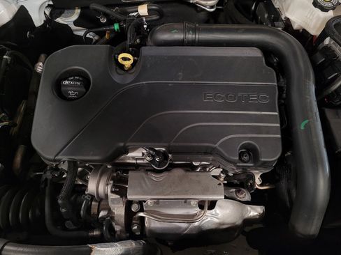 Used 2023 Chevrolet Malibu LS FWD image 30