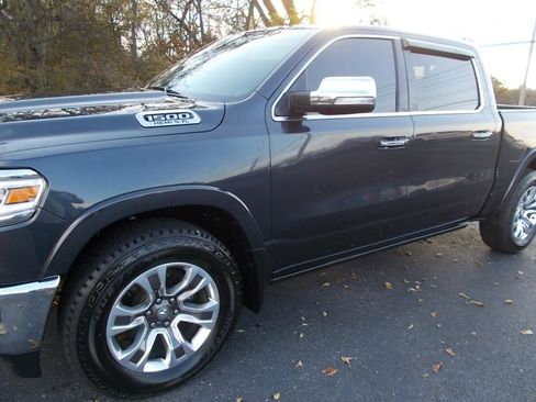 Used 2019 RAM 1500 Limited image 7