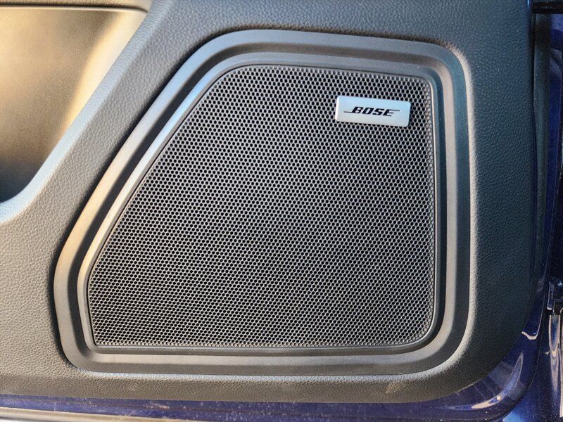 Used 2022 Porsche Macan AWD/4WD image 22