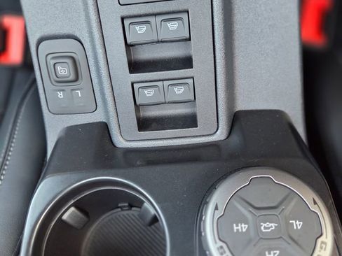 New 2026 Ford Bronco Outer Banks AWD/4WD image 32