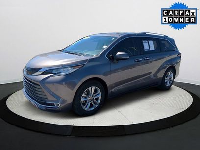 Used 2021 Toyota Sienna Limited